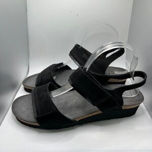 Women’s NAOT Aisha Sandals Size 10 (40)